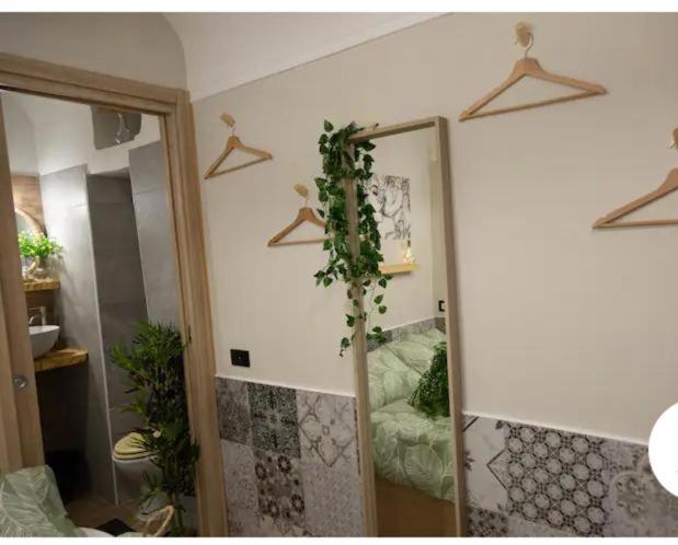 Casina Via Foria Bed & Breakfast Naples Exterior photo