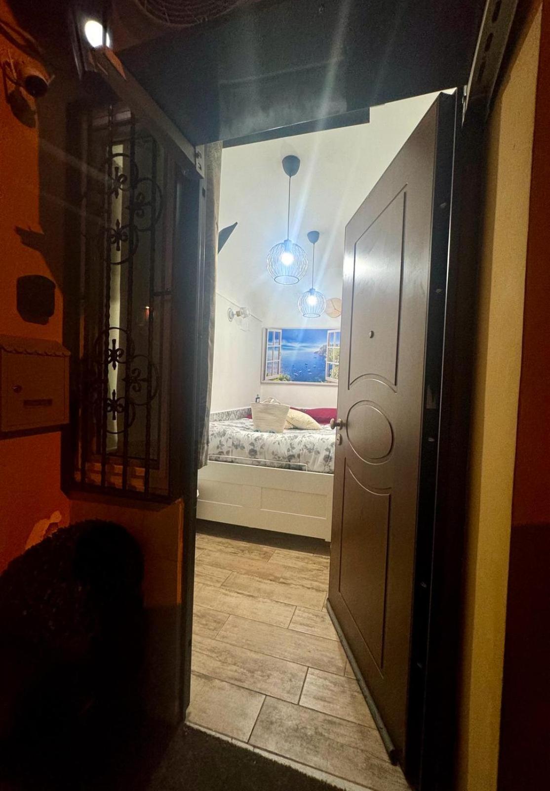 Casina Via Foria Bed & Breakfast Naples Exterior photo